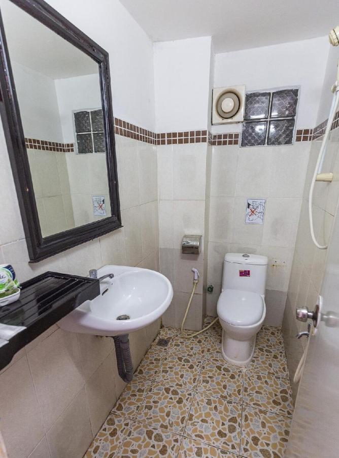 Central Backpacker Siem Reap Exterior photo