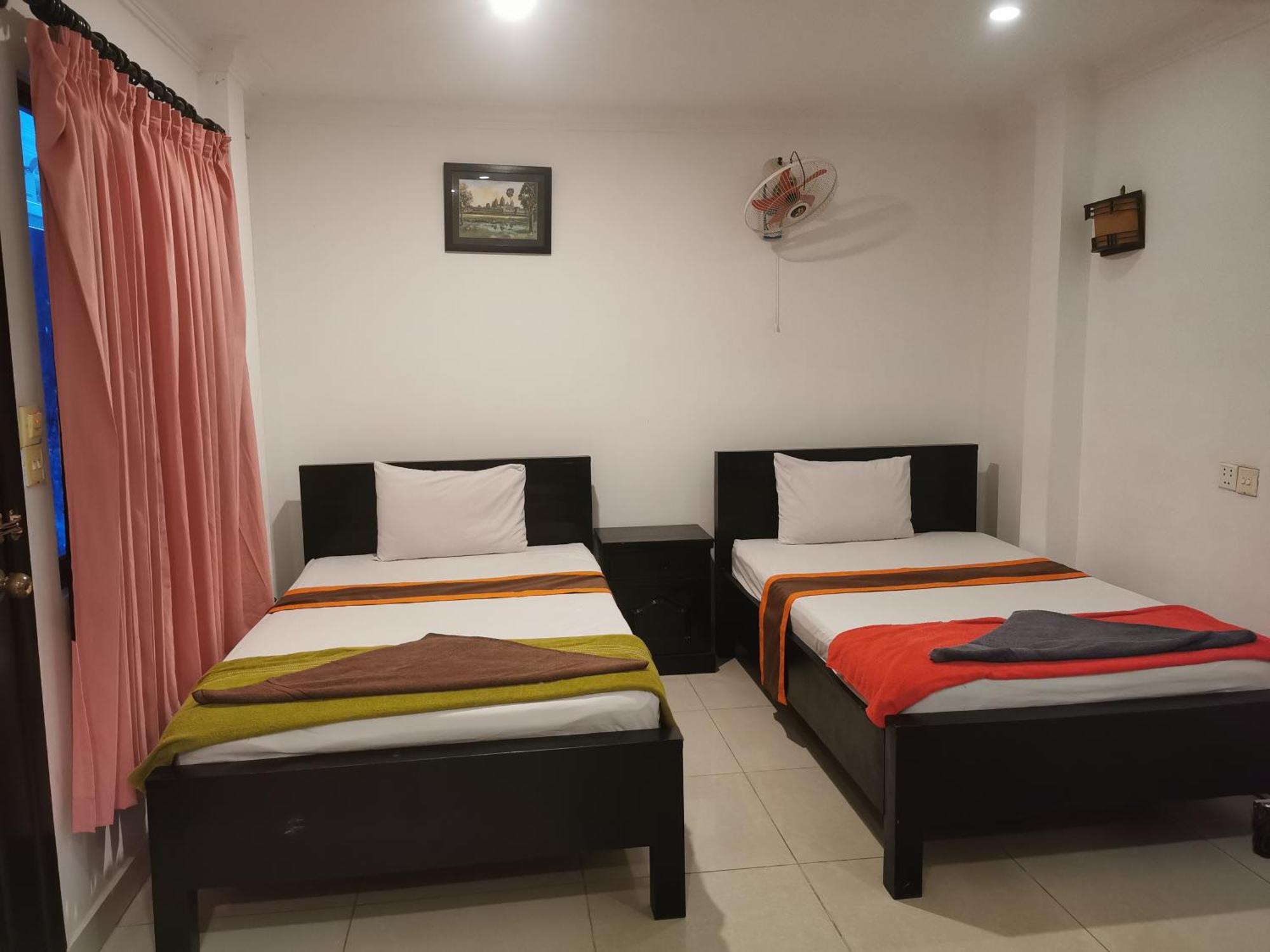 Central Backpacker Siem Reap Exterior photo
